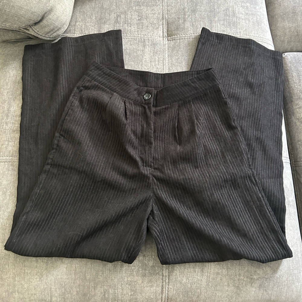 Black corduroy-like pants